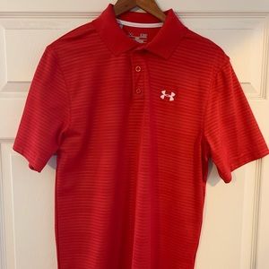 Under Armour polo red small Heat-gear loose, performance material